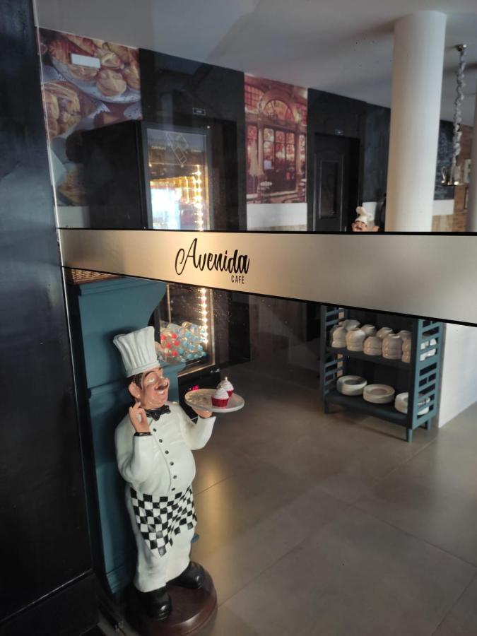 Avenida Hotel De レゼンデ エクステリア 写真